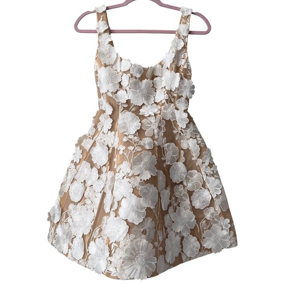 Bronx &‎ Banco Jasmine White Floral Lace Dress NWT Small 🤍Bridal Shower Dream🤍 - Picture 5 of 13